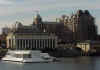 133_Victoria_harbor.JPG (36018 bytes)