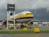 390_at_Gatwick_tarmac.JPG (29074 bytes)