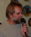 Ed Sings.jpg (22839 bytes)
