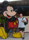 Mickey_Steve.JPG (37688 bytes)